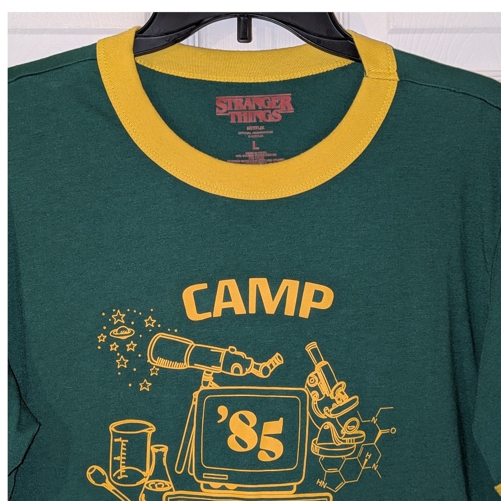 Stranger Things Camp Know Where 85‎ Ringer T-Shirt Large Green Yellow Netflix - Picture 5 of 8